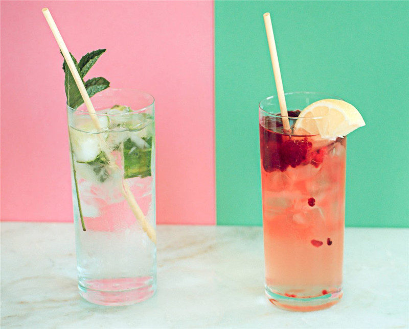 drinking straws